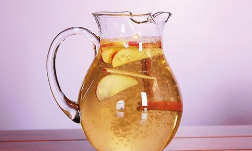 肉桂水搭配蘋果和檸檬減重：非常健康！