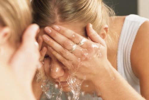 七種常見的錯誤洗臉方法
