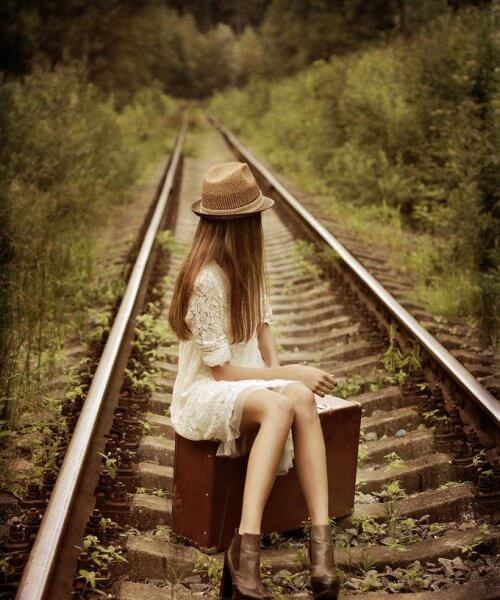 鐵軌上的女孩