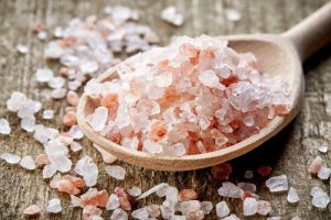 用喜瑪拉雅玫瑰鹽治療偏頭痛