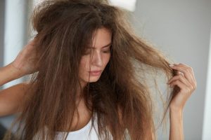 用這五種天然方法滋潤你的頭髮