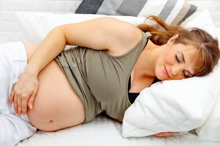 側睡可降低胎兒死亡的風險
