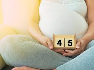 45歲的時候自然懷孕是有可能的嗎？