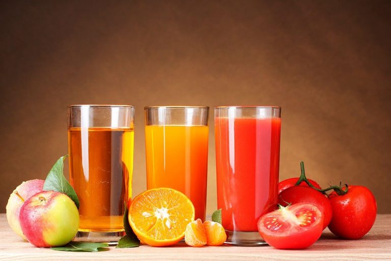 這些驚人的果汁會在極短的時間內幫你減重