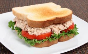 美味的鮪魚三明治食譜