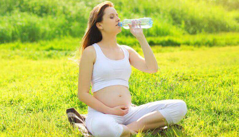 孕婦喝水