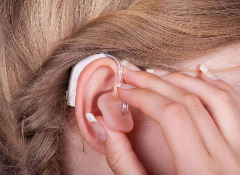 聽力受損的症狀與治療