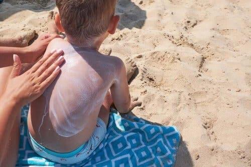 兒童夏天的皮膚護理