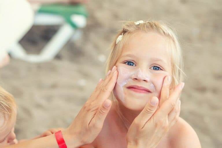 夏天皮膚護理對兒童的重要性