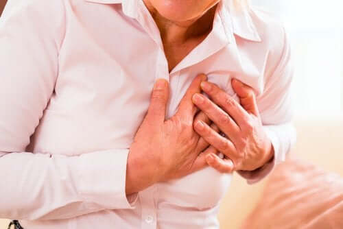 女性異常的心臟病發作症狀