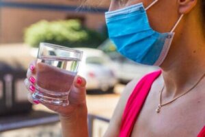 夏季主要的病原體